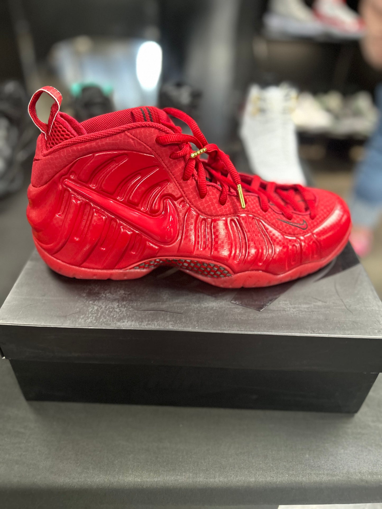 Nike Air Foamposite Pro Red October (USED)