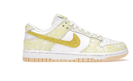 WMNS Nike Dunk Low Yellow Strike