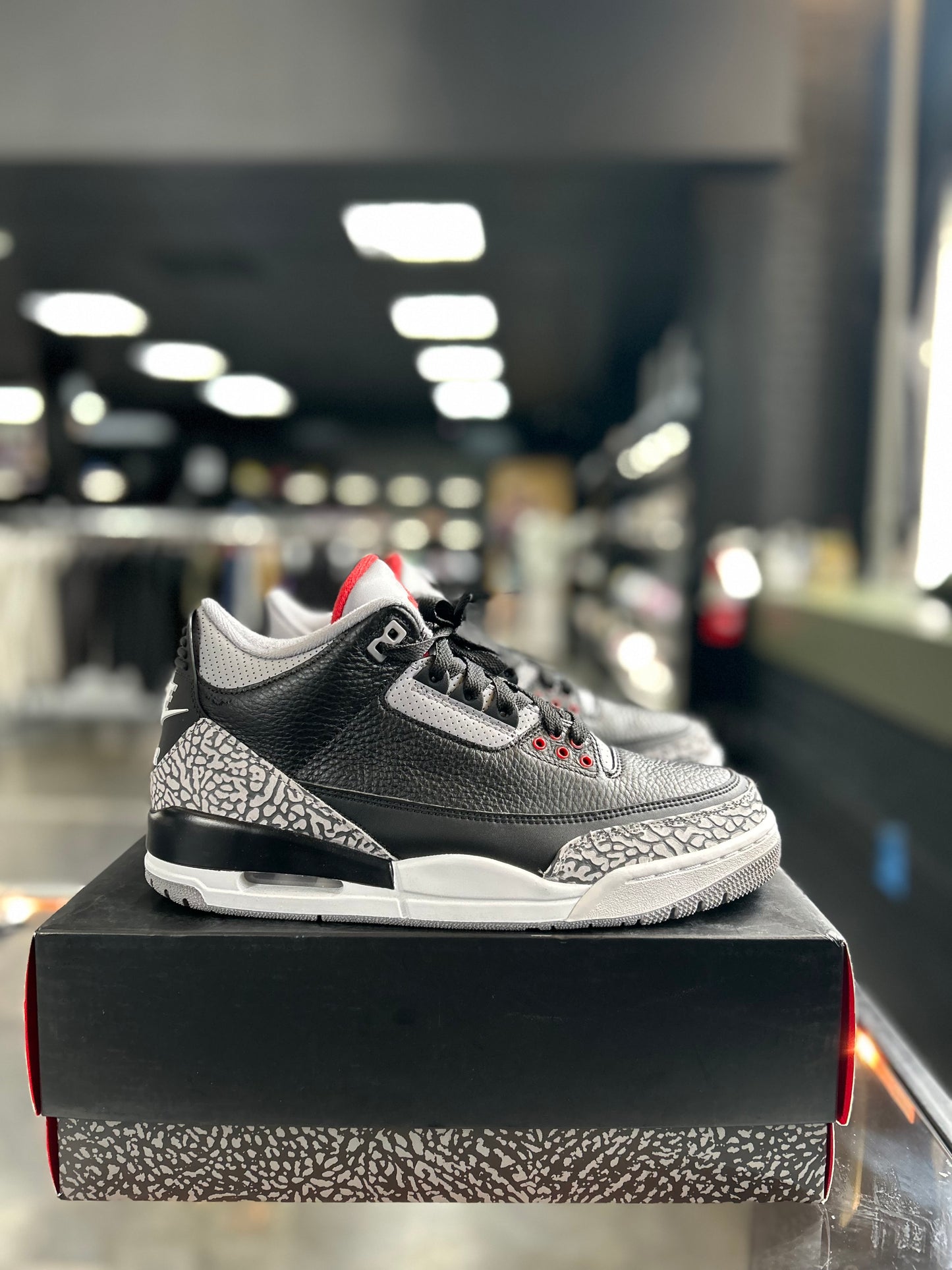 Jordan 3 Retro Black Cement (USED)