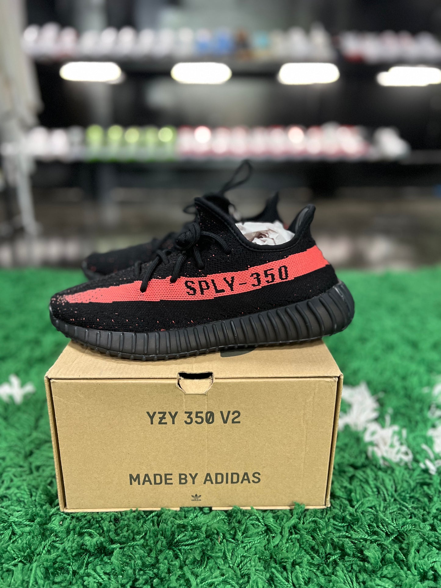 Adidas Yeezy 350 Core Black Red (USED)
