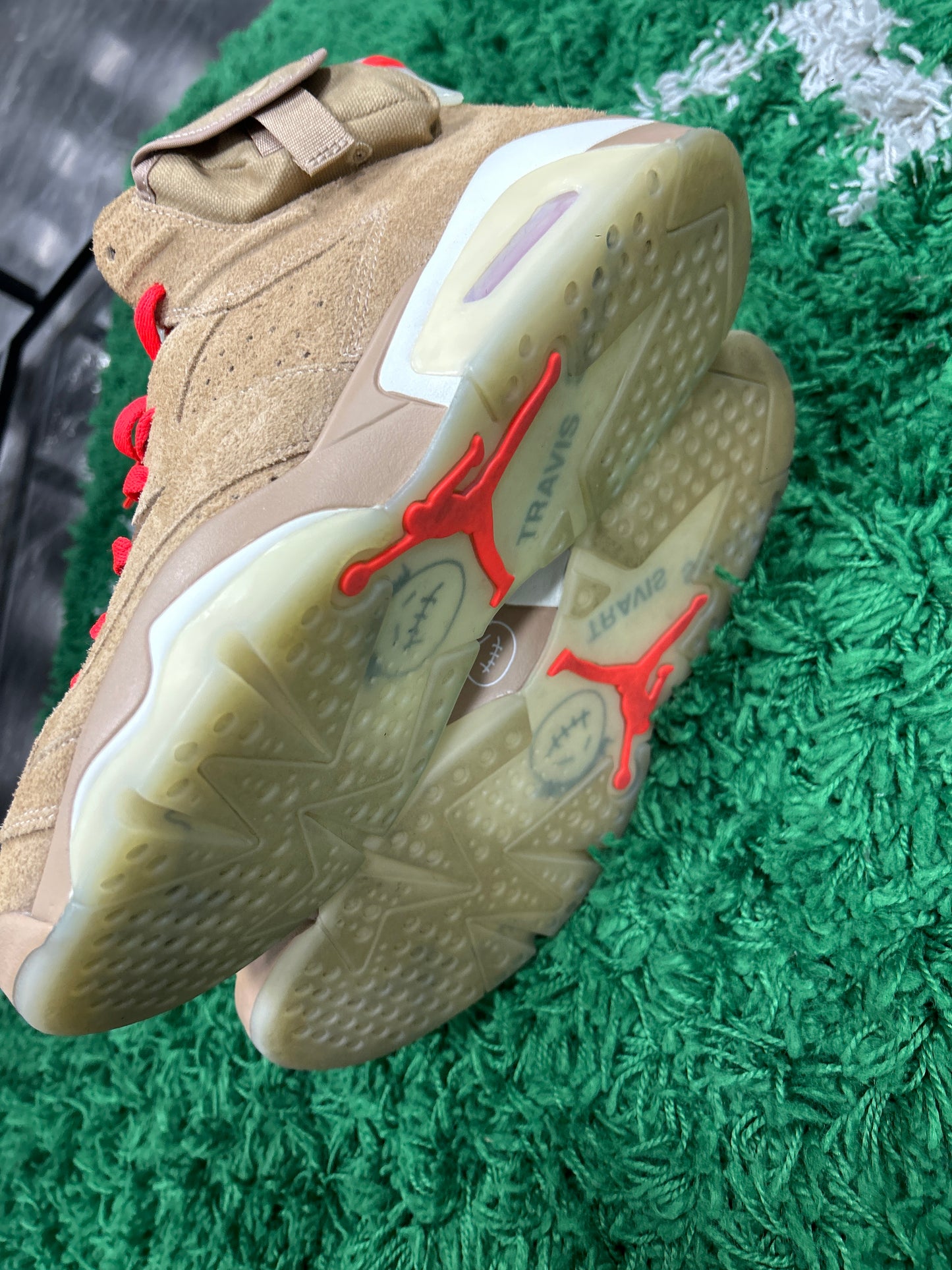 Air Jordan 6 Travis Scott British Khaki (USED)