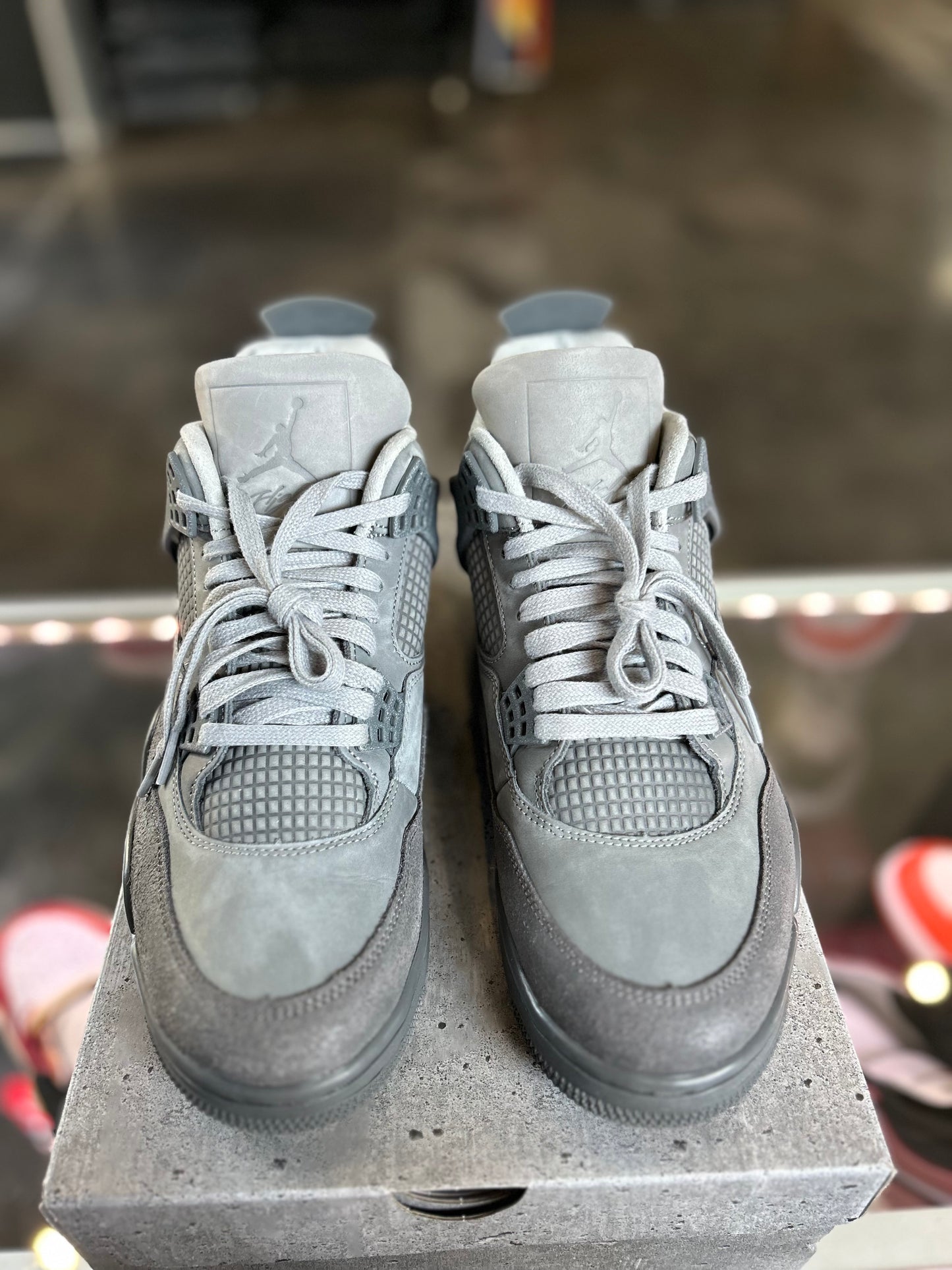 Jordan 4 Retro Paris Olympic Wet Cement (VNDS)