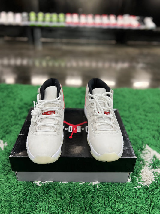 Air Jordan 11 Platinum Tint (USED)